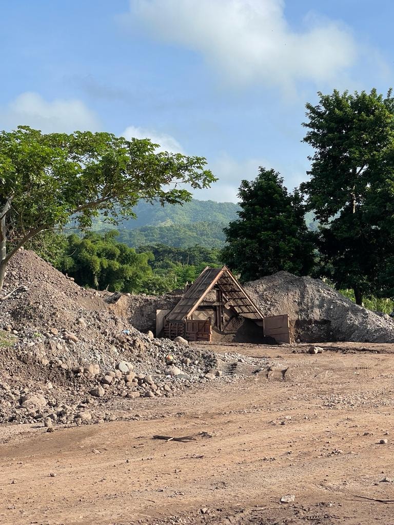 Quarry excavation and crushed stone — historical photo showing the site during active extraction